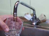 Instawater logo